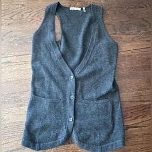 Great Condition Minnie Rose Merino Wool Vest size Small
